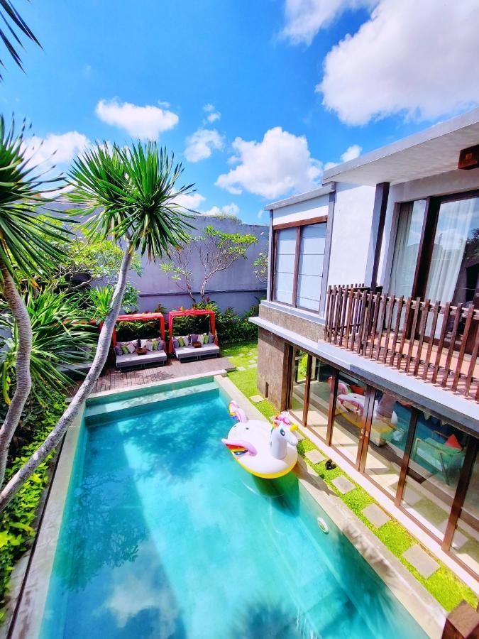 Seminyak Icon - By Karaniya Experience - Chse Certified Villa Exterior foto