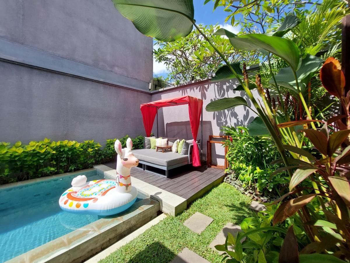 Seminyak Icon - By Karaniya Experience - Chse Certified Villa Exterior foto