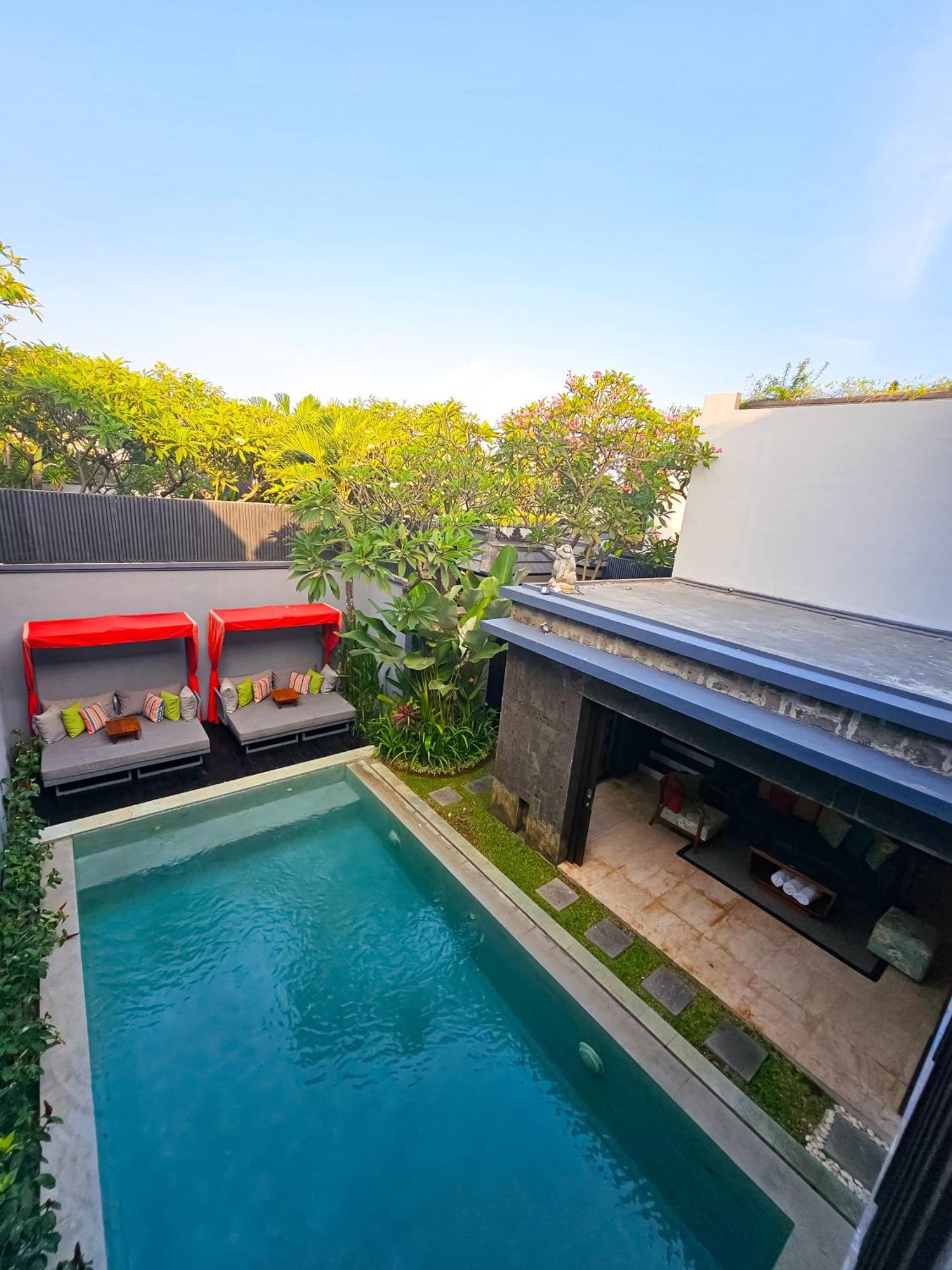 Seminyak Icon - By Karaniya Experience - Chse Certified Villa Exterior foto