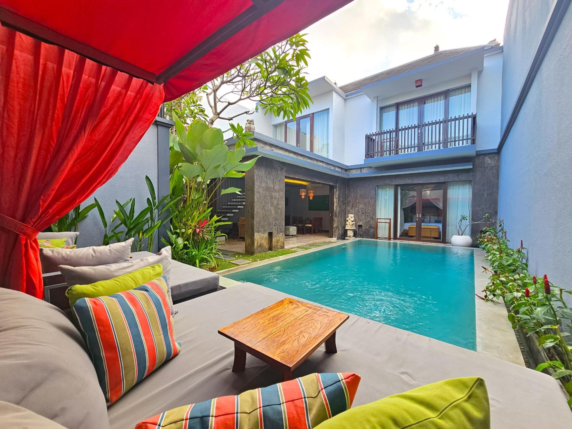 Seminyak Icon - By Karaniya Experience - Chse Certified Villa Exterior foto