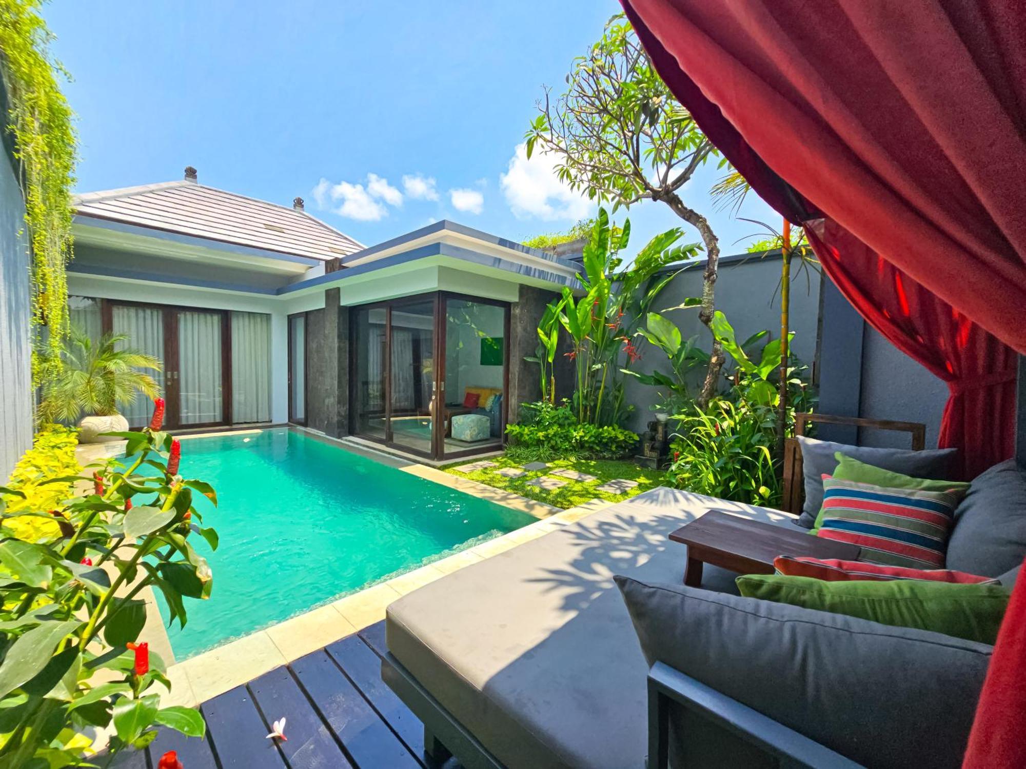 Seminyak Icon - By Karaniya Experience - Chse Certified Villa Exterior foto