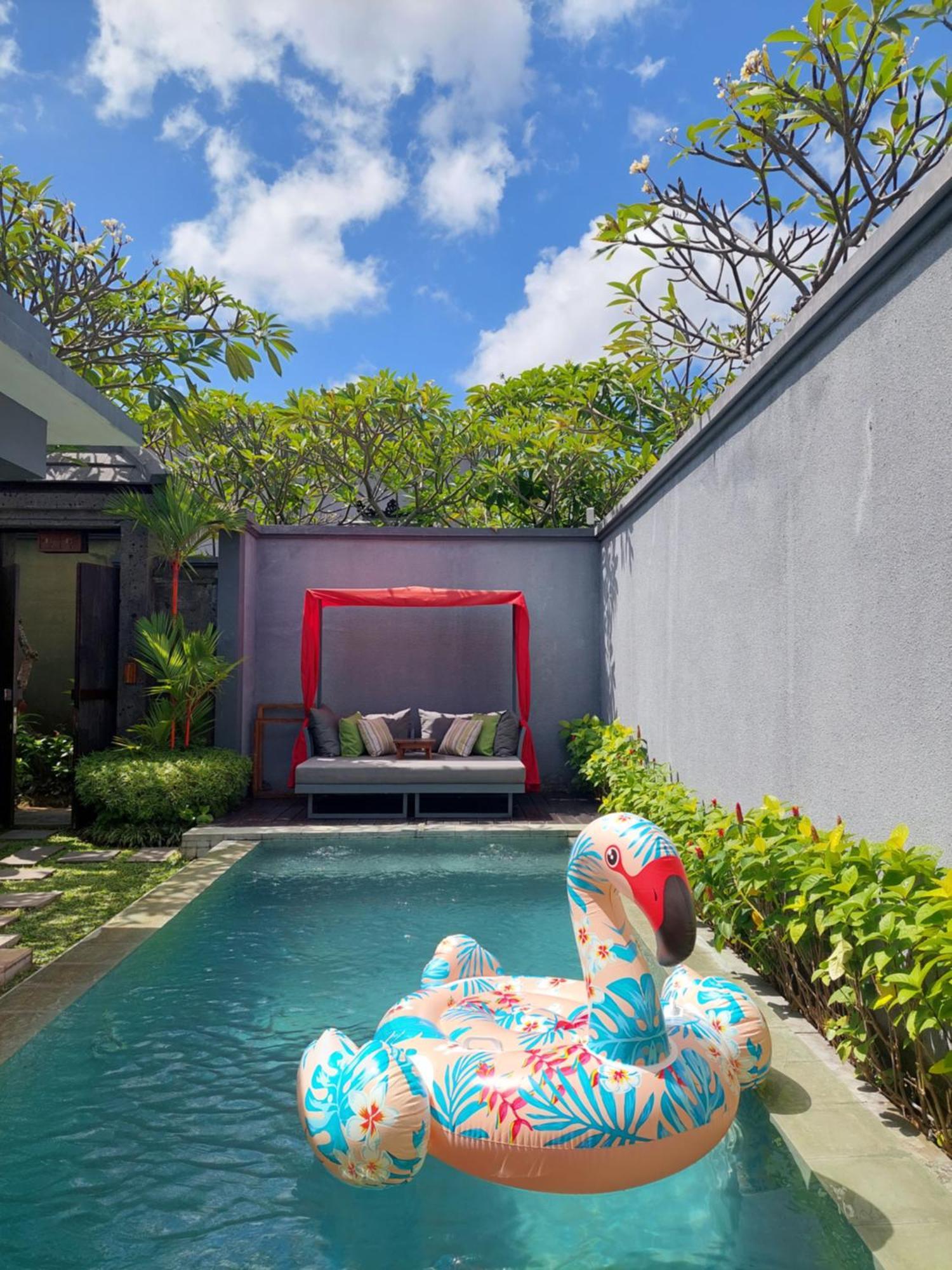 Seminyak Icon - By Karaniya Experience - Chse Certified Villa Exterior foto